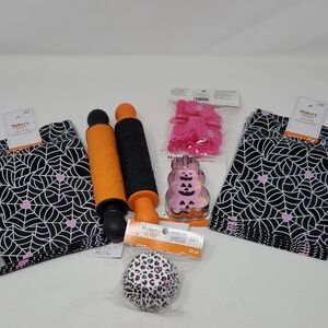 Halloween Bakeware Set - Treat Bags, Cupcake Rings ROLLING PINS, COOKIE CUTTER